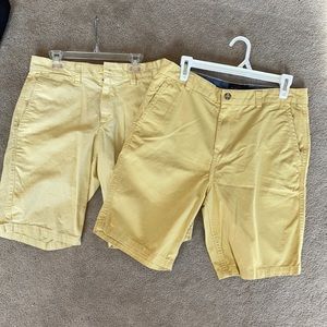 Pale Yellow men’s khakis